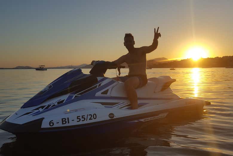 Tour en moto de agua al atardecer
