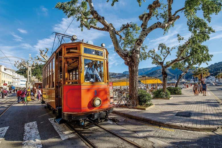 Tranvía que une Puerto de Sóller con Sóller