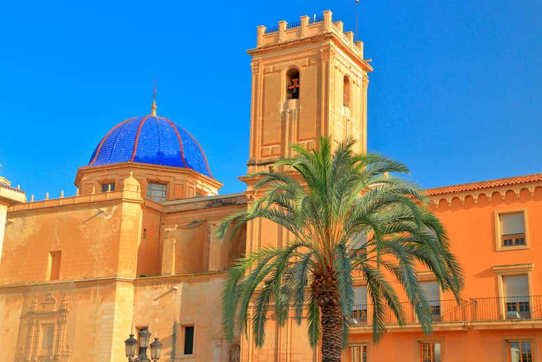 Basílica de Santa María en Elche