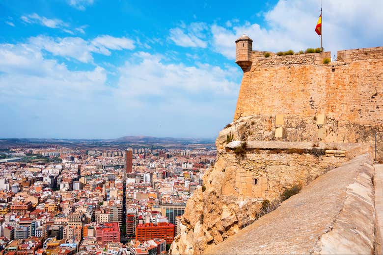 Vous découvrirez l'histoire d'Alicante