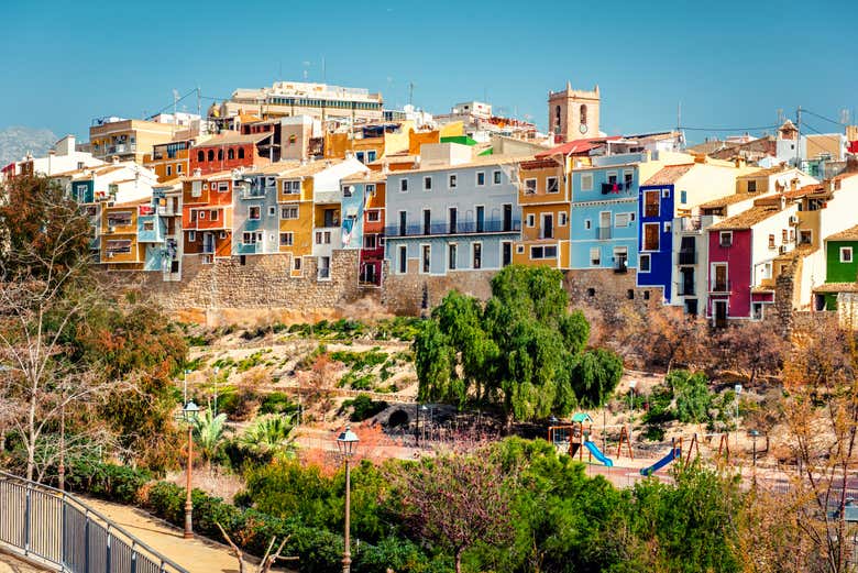 Colourful houses in Alicante
