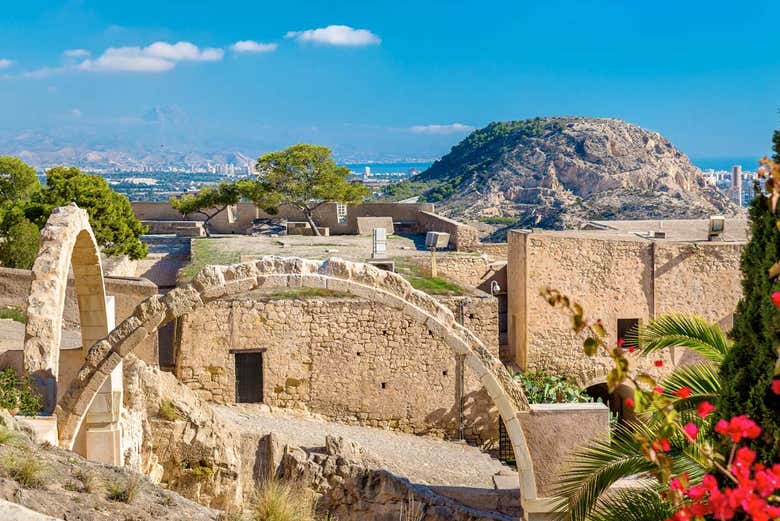 Ruinas de la ermita de Santa Bárbara