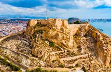 Free tour pelo castelo de Santa Bárbara