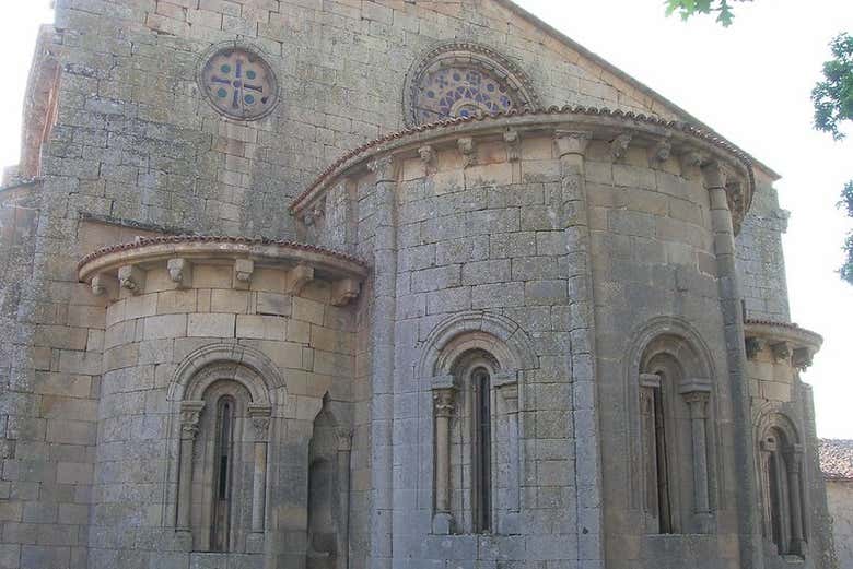 Abside de l'église Santa Mariña