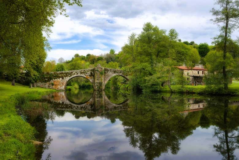 Puente de piedra románico de Allariz