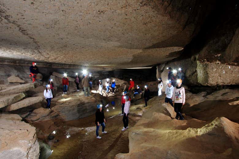 Percorrendo as cavernas de Sorbas