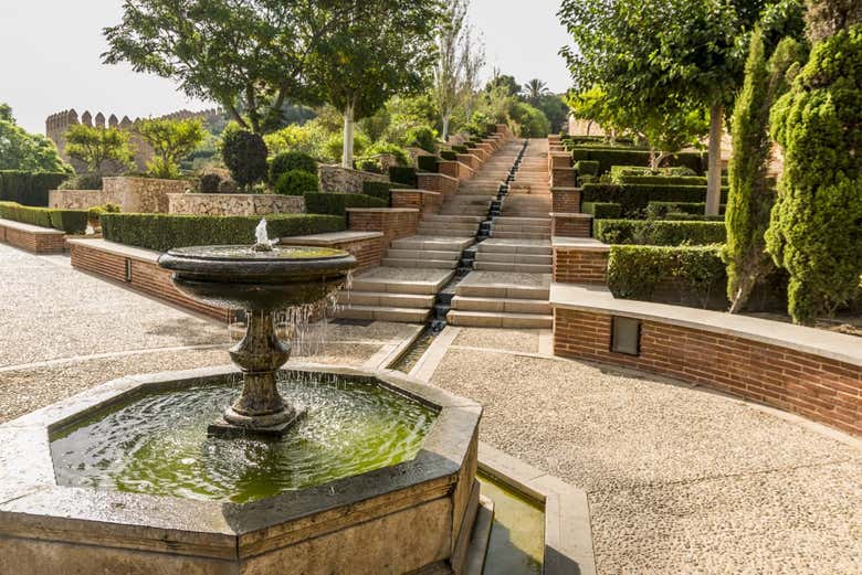 Strolling through the Alcazaba's gardens