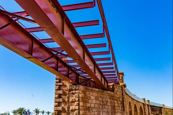 Tour pelos monumentos de ferro de Almeria