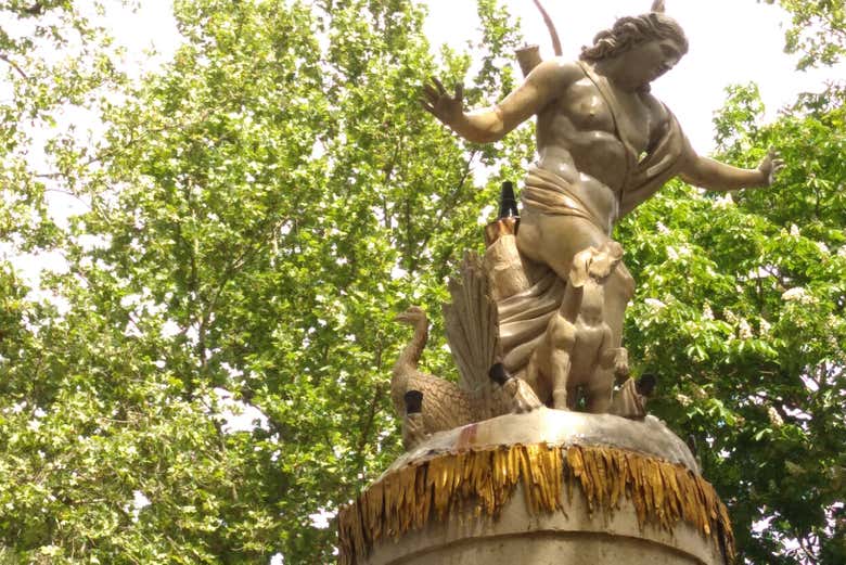 Una scultura maestosa nel Giardino del Principe