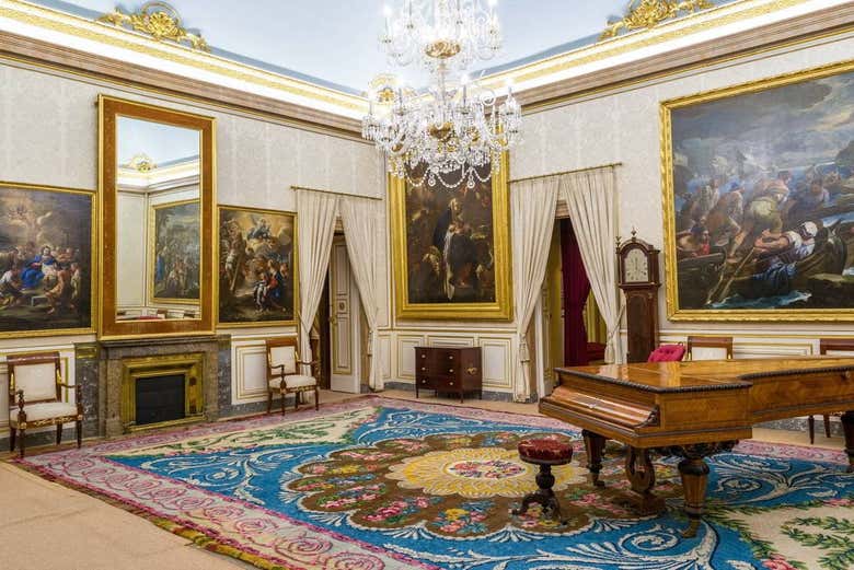 Learn about the monarchs who once lived here
