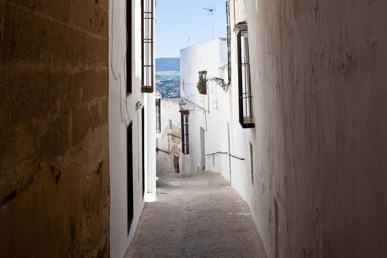 Exploring the streets of Arcos de la Frontera