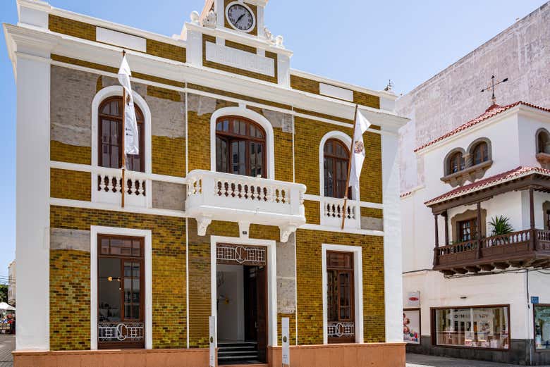 Casa amarilla
