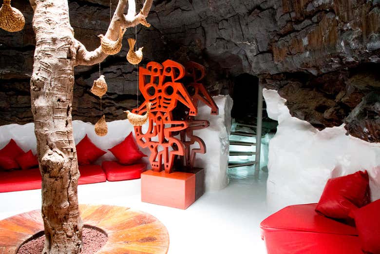 Interior de la Casa del Volcán