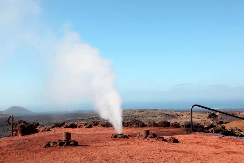 Un geyser des Montagnes de Feu