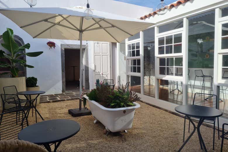 The inner courtyard of Hacienda La Rekompensa
