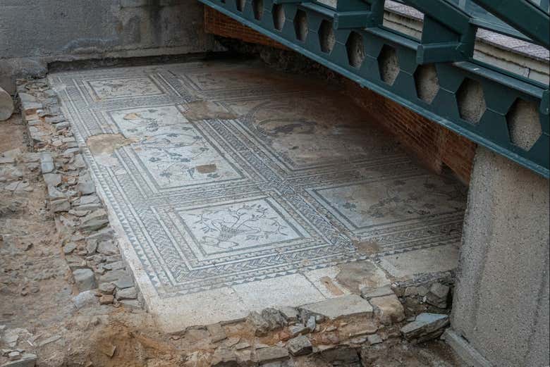 See incredible Roman ruins