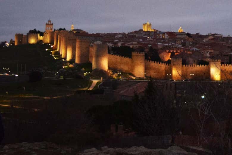 Panorámica de las murallas de Ávila