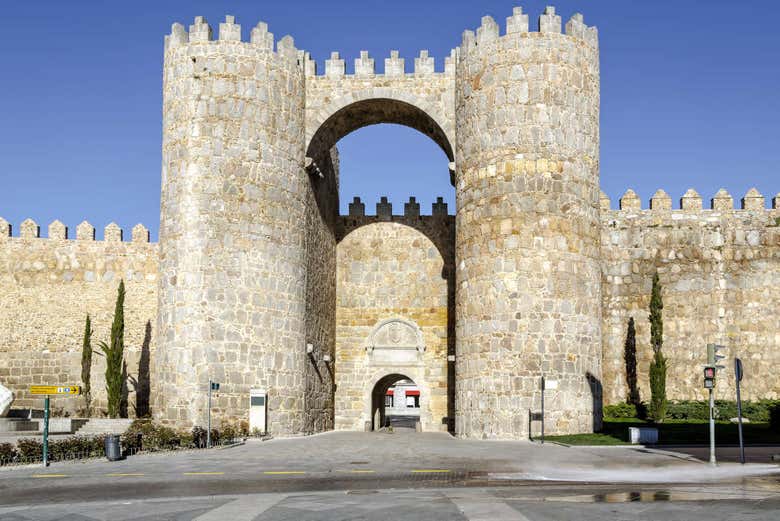 Puerta del Alcázar