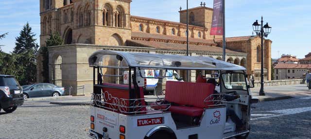 Tour en tuk tuk por Ávila