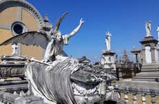Visita guiada por el cementerio La Carriona
