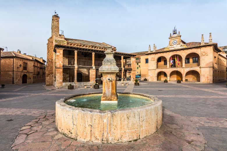 Plaza Mayor de Ayllón