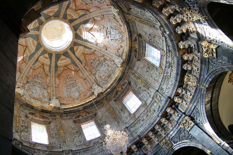 Dôme en marbre de la basilique