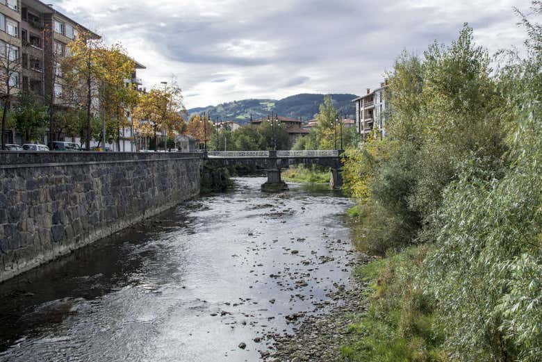 Vistas das montanhas de Azpeitia