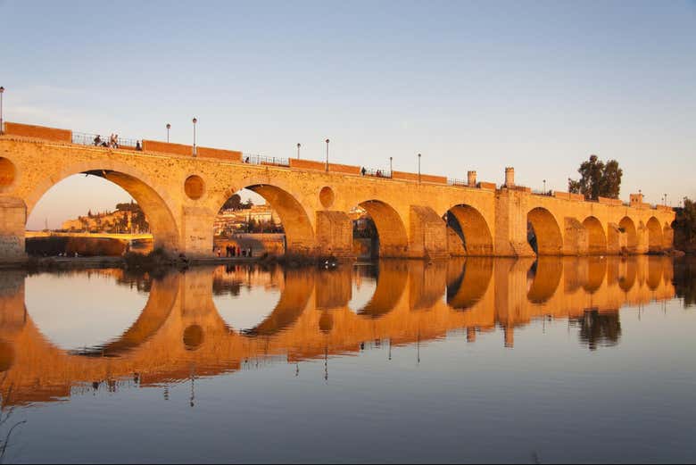 Puente Palmas a orillas del río Guadiana