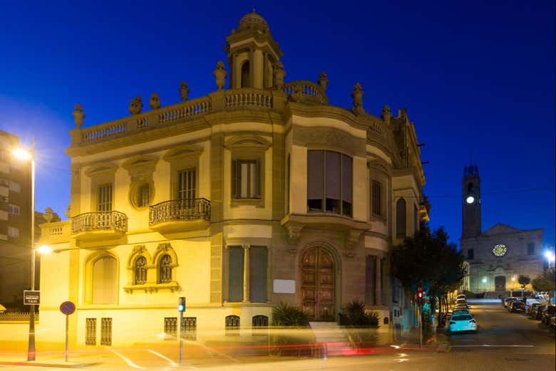 Descubriremos edificios con oscuros secretos