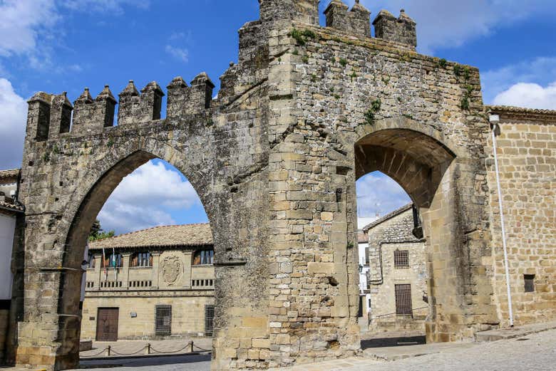Promenez-vous dans le centre historique de Baeza.