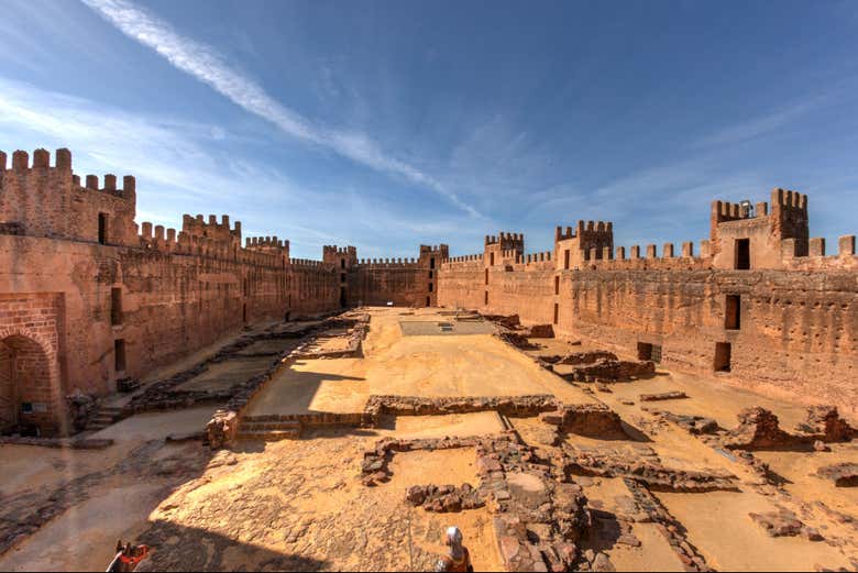 Castillo de Bury al Hammam. Patio interior