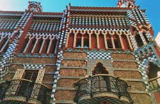 Entrada a la Casa Vicens