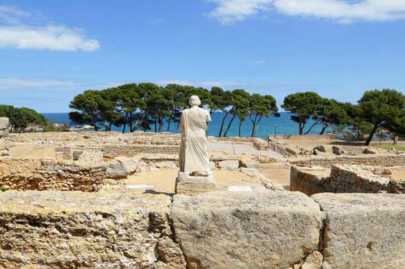 Escursione ad Ampurias, al Parco del Montgrí e alle Isole Medas