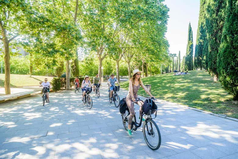 Exploring Barcelona by electric bike