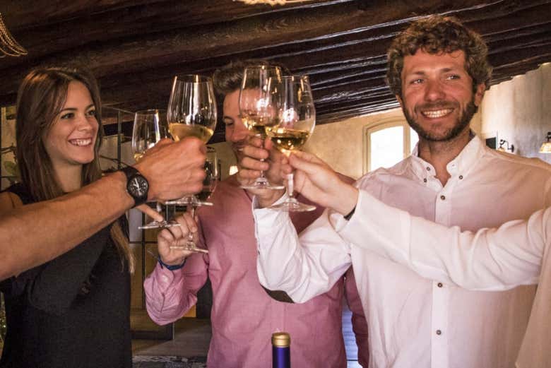 Trinquez avec des vins locaux