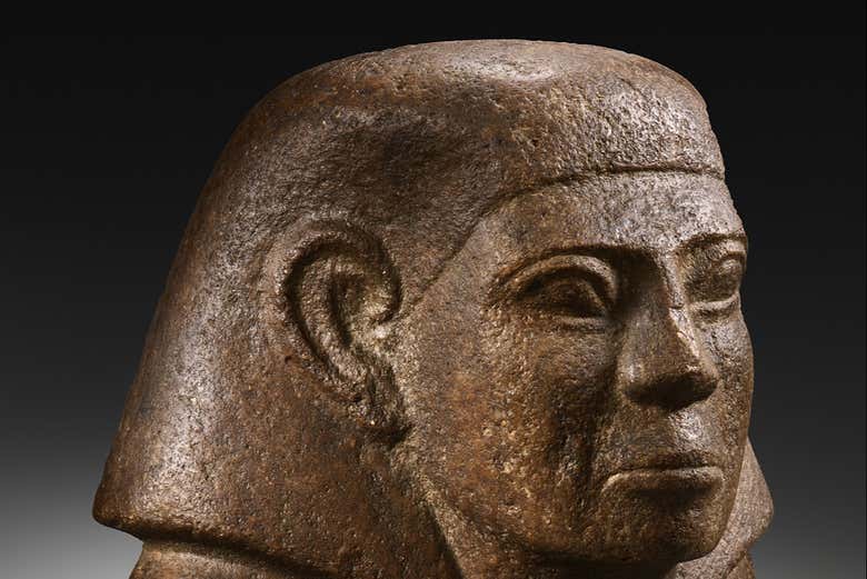 El museo también alberga una gran colección de bustos