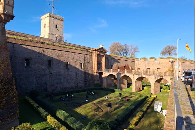 Ammirando il castello