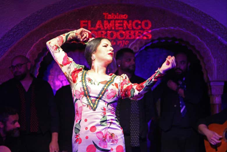 Uma bailaora durante o espetáculo