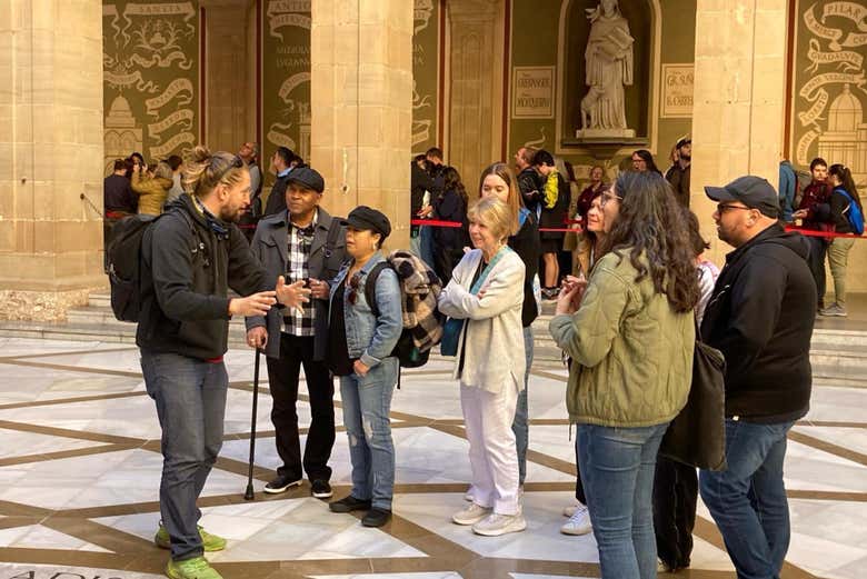 Visitando la Basílica de Montserrat