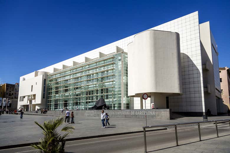 Fachada del museo MACBA