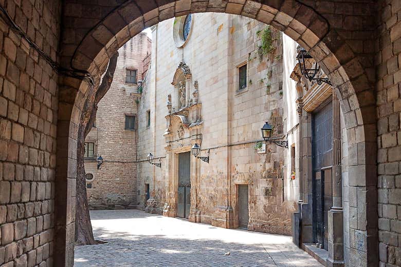 Découvrez les charmes du quartier gothique de Barcelone