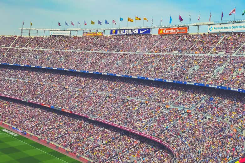 Las gradas completamente llenas del estadio del Barça