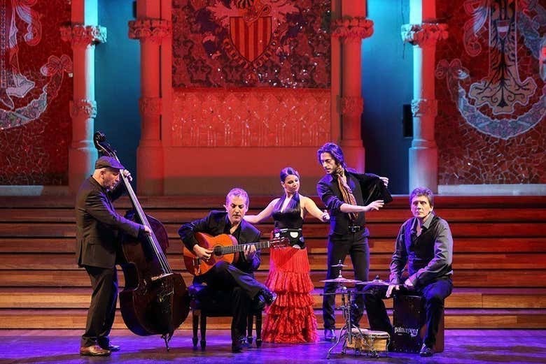 Enjoying the Guitar Maestros show