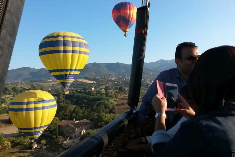 Disfrutando del paseo en globo
