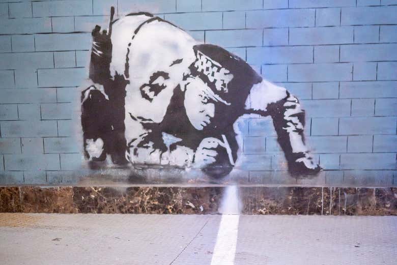 Una de las obras que podréis ver en el Museo Banksy