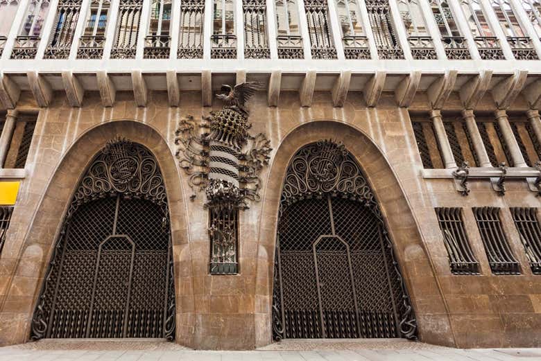 Façade du Palau Güell