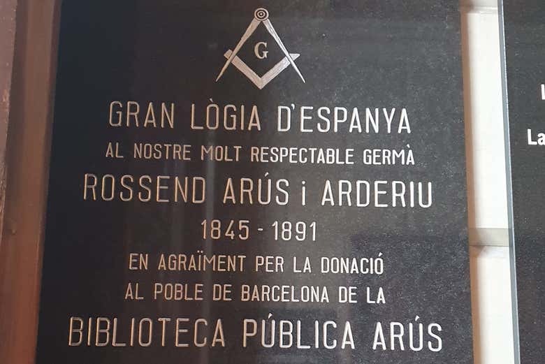 Targa della Gran Loggia di Spagna nella Biblioteca Arús