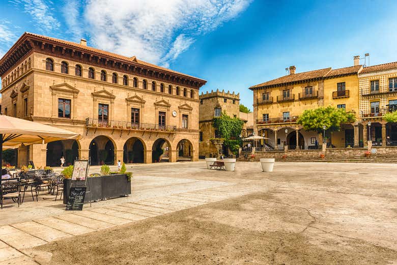 Plaza Mayor del Pueblo Español