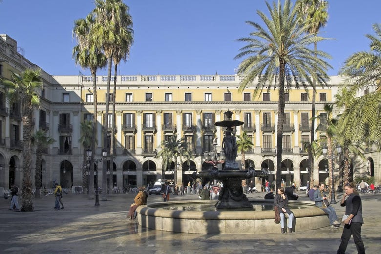 La Plaza Real, dans le quartier gothique 