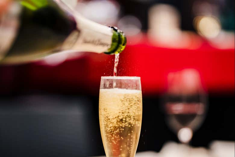 Servendo lo champagne